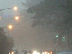 Banjir, Sejumlah Mobil Sempat Terjebak di Pasteur