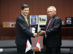 RI Tawari Jepang Kerja Sama Bangun Tol hingga SPAM RI Tawari Jepang Kerja Sama Bangun Tol hingga SPAM