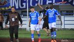 Foto: Perayaan Gol Ezechiel NDouassel