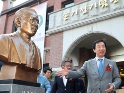 Para Seniman Korsel yang Diculik Korut untuk Propaganda Politik