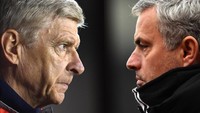 Wenger vs Mourinho. Mourinho kerap menyerang Wenger dalam konferensi persnya, termasuk menyebut Wenger sebagai spesialis kegagalan. Sebaliknya, Wenger tak jarang mempertanyakan taktik tim-tim yang dilatih Mourinho. Foto: Laurence Griffiths/Getty Images