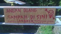 Tulisan-tulisan Kocak Sekaligus Bikin Orang Nggak Jorok Lagi