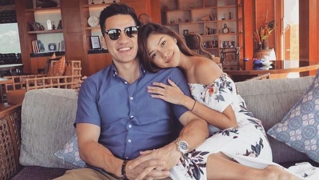 Sweet! Istri Sakit, Andrew White Rela Turun ke Dapur Buat masak Bubur