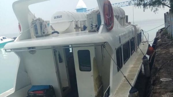 Potret Kapal Dishub yang Meledak di Kepulauan Seribu