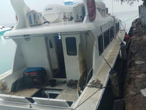 Potret Kapal Dishub yang Meledak di Kepulauan Seribu