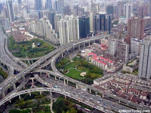 Awas Nyasar! Ini Simpang Susun Paling Rumit di Dunia