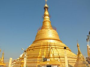 Kisah Pagoda Emas yang Menyimpan Helai Rambut & Gigi Sang Buddha