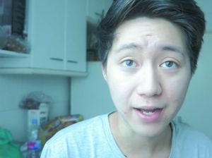 Jahili Orang Tua, YouTuber Ini Dihukum Penjara & Denda Rp 350 Juta Jahili Orang Tua, YouTuber Ini Dihukum Penjara & Denda Rp 350 Juta