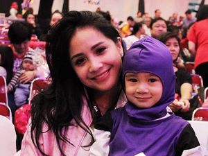 Rafathar Tanya soal Tuhan, Nagita Slavina Bingung Beri Penjelasan