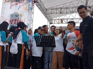 Menlu Retno Ikut Lari di Kartini Run 2018 Menlu Retno Ikut Lari di Kartini Run 2018