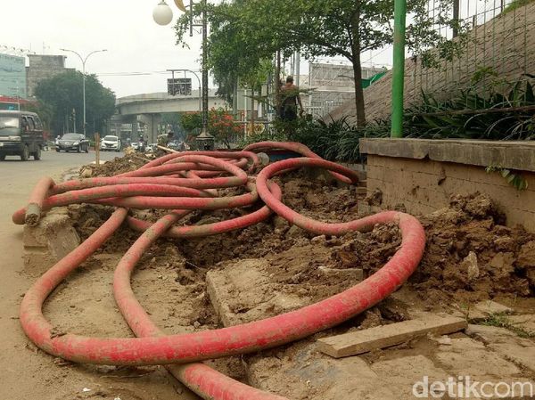 Ini Proyek Galian PLN yang Bikin Pjs Wali Kota Palembang Ngamuk