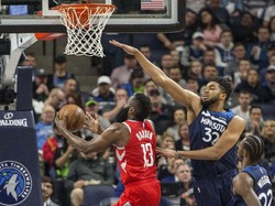 Wolves Rebut Gim Ketiga Lawan Rockets