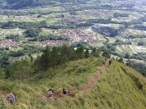 Jalur Pendakian Gunung Andong Magelang, Pendaki Pemula Wajib Tahu! Jalur Pendakian Gunung Andong Magelang, Pendaki Pemula Wajib Tahu!