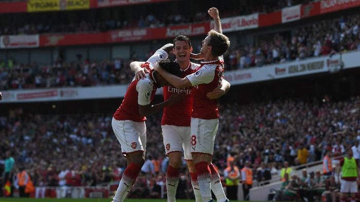 Arsenal menang 4-1 atas West Ham United. (Foto: Shaun Botterill/Getty Image) Arsenal menang 4-1 atas West Ham United. (Foto: Shaun Botterill/Getty Image)