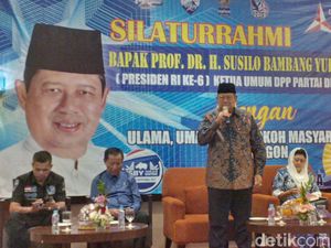 SBY Sarankan Jokowi Jelaskan Jumlah TKA yang Kerja di Indonesia