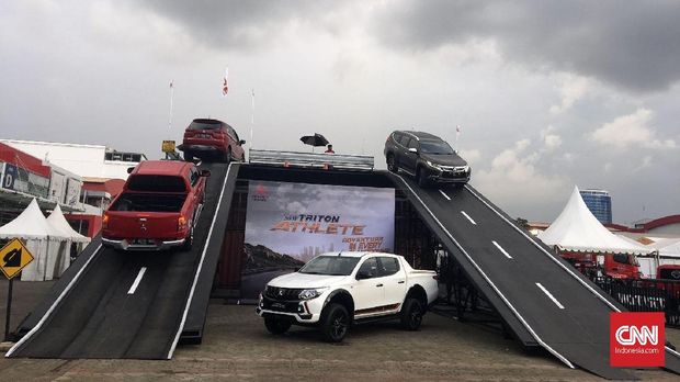 Capai 1.772 Unit, Pajero Sport Kejar Xpander di IIMS 2018