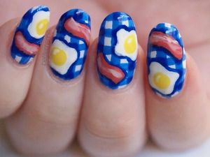 Menggiurkan! 10 Nail Art Bergambar Makanan Ini Bisa Bikin Perut Keroncongan