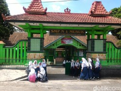 Terkendala Server, UNBK di SMPN 1 Musuk Boyolali Molor 1,5 Jam