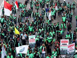 Driver Ojol Keluhkan Tarif, UU Lalu Lintas Perlu Direvisi