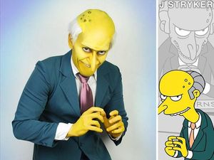 Cosplayer Pria Ini Bisa Berubah Menjadi Apa Saja