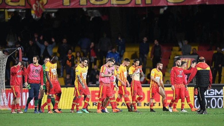 Benevento Dipastikan Degradasi ke Serie B Benevento Dipastikan Degradasi ke Serie B
