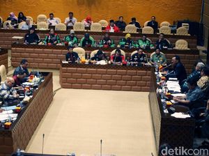 Politikus Gerindra-PKB Usul Jokowi Terbitkan Perpres Atur Ojol