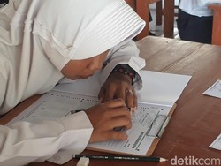 195 SMP dan MTS di Brebes Masih Laksanakan UN Secara Manual