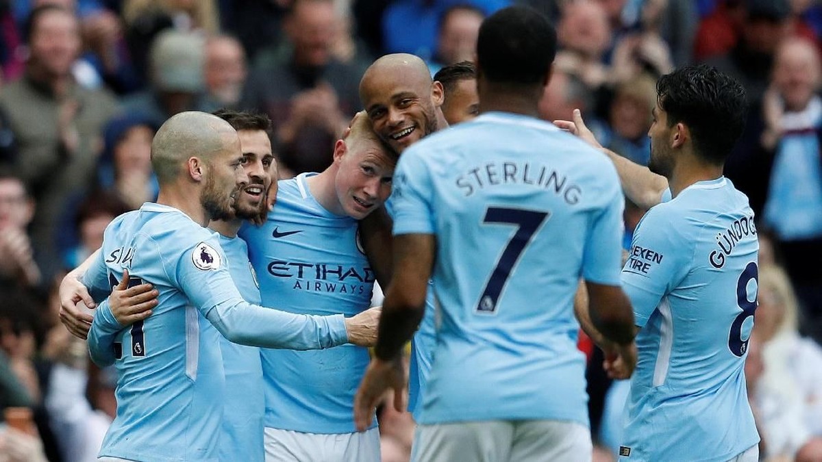 Manchester City menang telak 5-0 atas Swansea City (Foto: Phil Noble/Reuters)