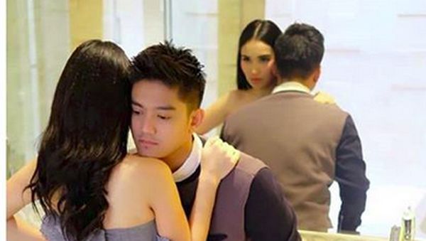 Momen Mesra Berdua Ayu Ting Ting & Boy William di Kamar Mandi