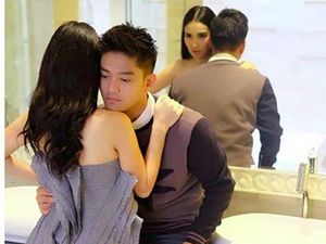 Momen Mesra Berdua Ayu Ting Ting & Boy William di Kamar Mandi