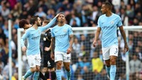 David Silva, Raheem Sterling, Kevin De Bruyne, Bernanrdo Silva dan Gabriel Jesus masing-masing bikin satu gol di Etihad Stadium, Minggu (22/4/2018) dinihari WIB. (Clive Brunskill/Getty Images)