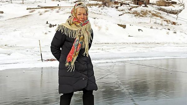 Bugarnya Lyubov Morekhodova, Nenek Lincah 76 Tahun yang Jago Ice Skating