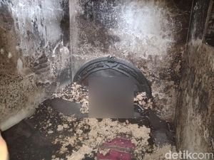 Tragis! Rumah Terbakar, Seorang Penghuninya Tewas Terpanggang
