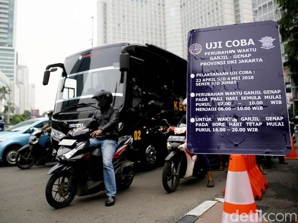 Ganjil Genap Dimajukan, Begini Suasana Uji Coba di Bundaran HI