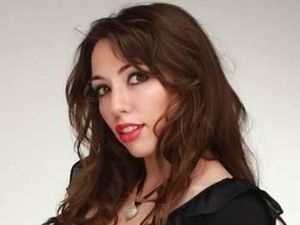 Dituduh Bot Rusia dan Sebar Propaganda, Wanita Ini Angkat Bicara