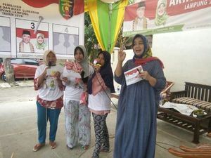 Program Arinal-Nunik: Berdayakan Ibu-ibu Agar Mandiri Ekonomi