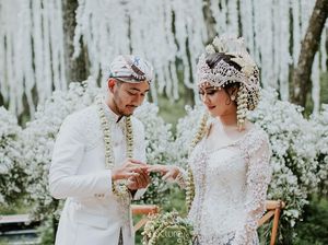 Bulan Madu dengan Jeje Govinda, Syahnaz Ditemani Mama