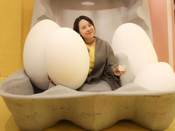 Wouw! Di Tempat Ini Bisa Bermain dengan Telur Sepuasnya