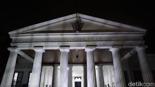 Ke Museum Nasional Malam Hari, Ini Penampakannya
