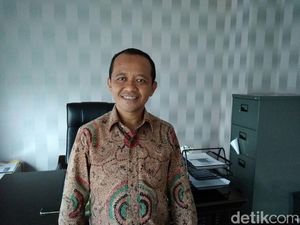 Bahlil, Mantan Sopir Angkot yang Jadi Pengusaha Sukses Bahlil, Mantan Sopir Angkot yang Jadi Pengusaha Sukses