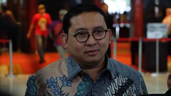 Soal RUU Terorisme, Fadli Zon: Presiden Jangan Sebar Hoax Soal RUU Terorisme, Fadli Zon: Presiden Jangan Sebar Hoax