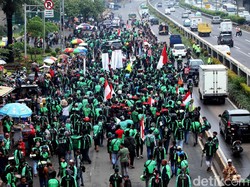 Melihat dari Langit Demo Ojek Online di DPR