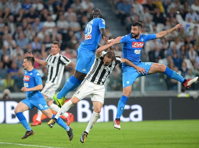 Juventus dan Napoli Sama-sama Ditunggu Lawan Berat Juventus dan Napoli Sama-sama Ditunggu Lawan Berat
