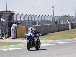 Rossi Benar-benar Khawatir dengan Honda