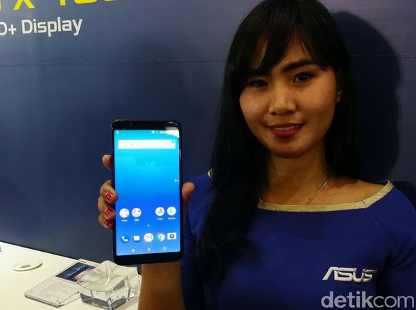 Ini Zenfone Max Pro, Sang Penantang Redmi Note 5