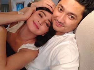 Kena Nyinyir Gara-gara Foto Dicium Suami, Dewi Persik Kesal Kena Nyinyir Gara-gara Foto Dicium Suami, Dewi Persik Kesal