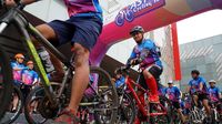 Ribuan Pesepeda Ramaikan Astra Cycling Tour