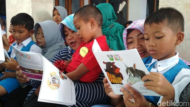 3 Cara agar Anak Suka Membaca Buku