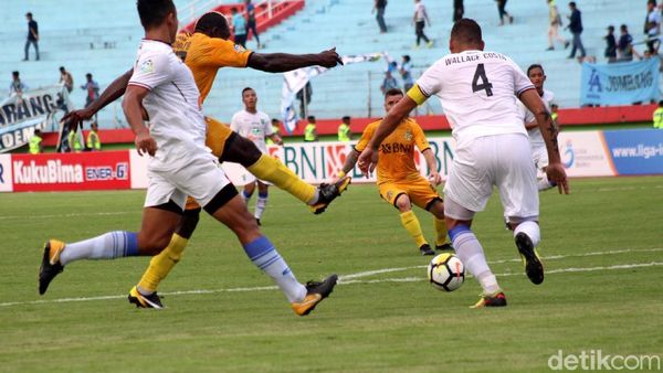 Duel Persela vs Bhayangkara Tanpa Pemenang