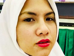 Selama Ini Mirip Cowok, Evelyn Beranikan Diri Tampil Feminin